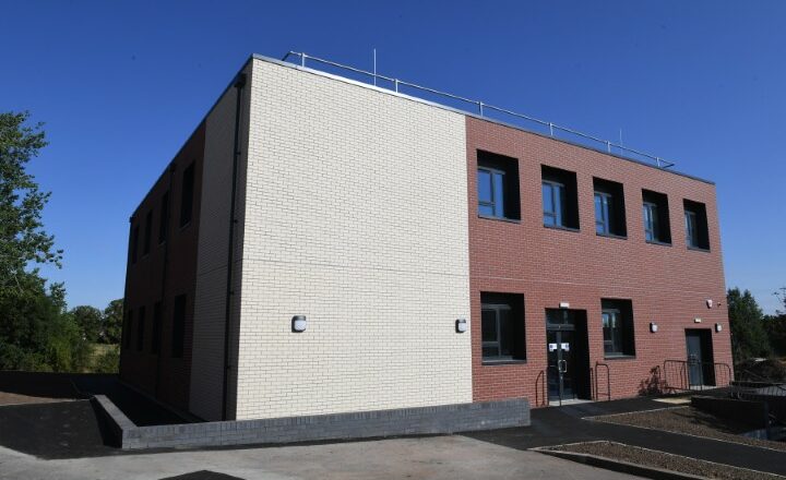 Queen Elizabeth Academy